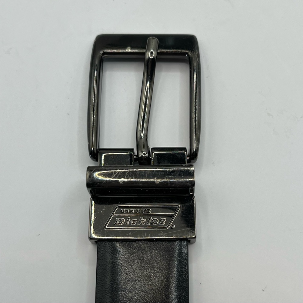 Dickie’s reversible youth belt black & brown Size Medium - Picture 2 of 4